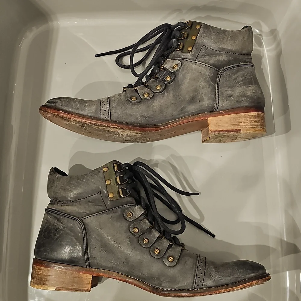 FREE PEOPLE Distressed Gray Leather Lace-Up Ankle Booties